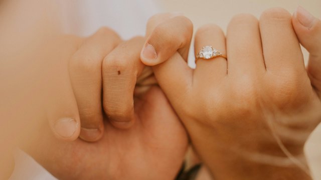 What does a bespoke engagement ring cost?
