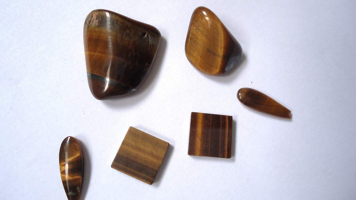Jasper, tiger's eye and aventurine