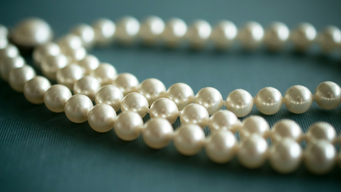 Pearl types and strand lengths
