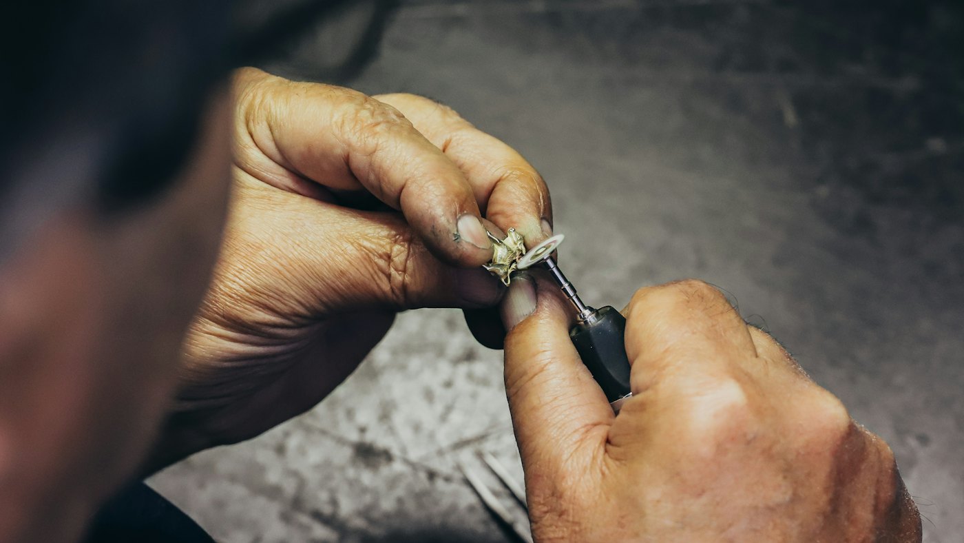 Jewellery valuation and insurance